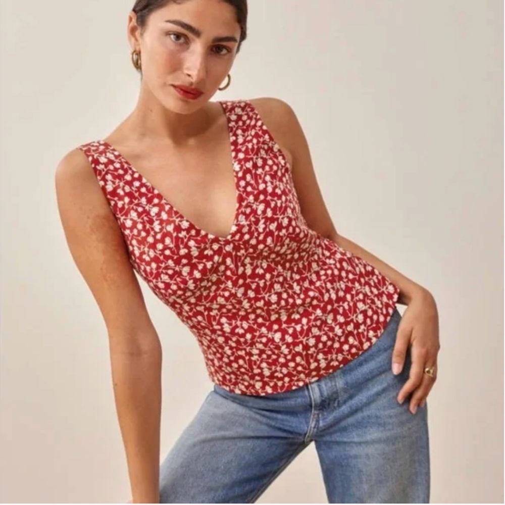 NWOT Reformation Red White Floral Sleevless Top